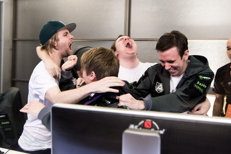 Alliance-after-winning-The-International-3-championship-title