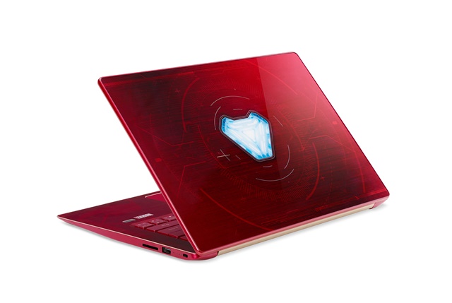 Notebook Acer Edisi khusus Avengers - Swift 3 Iron Man Edition