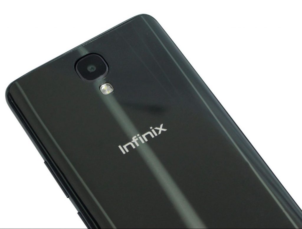 Review Infinix Note 4 X572 Back cover