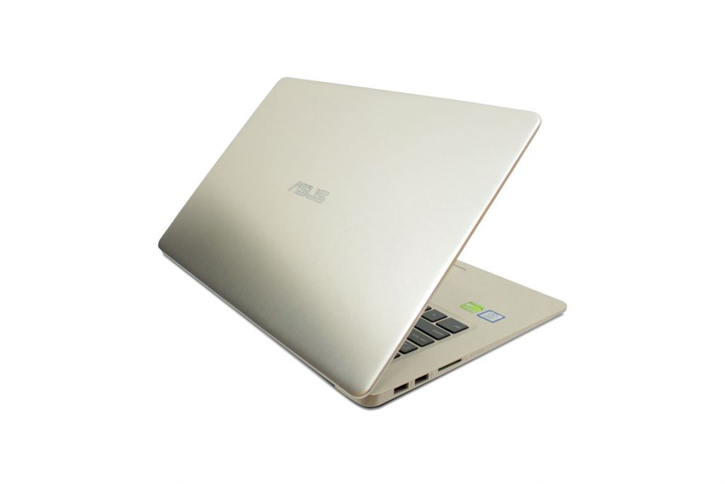 review Asus Vivobook S15 S510UQ clamshell