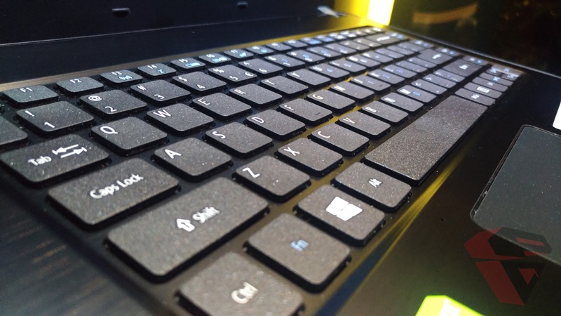 Spesifikasi Acer Aspire E5 476G Keyboard
