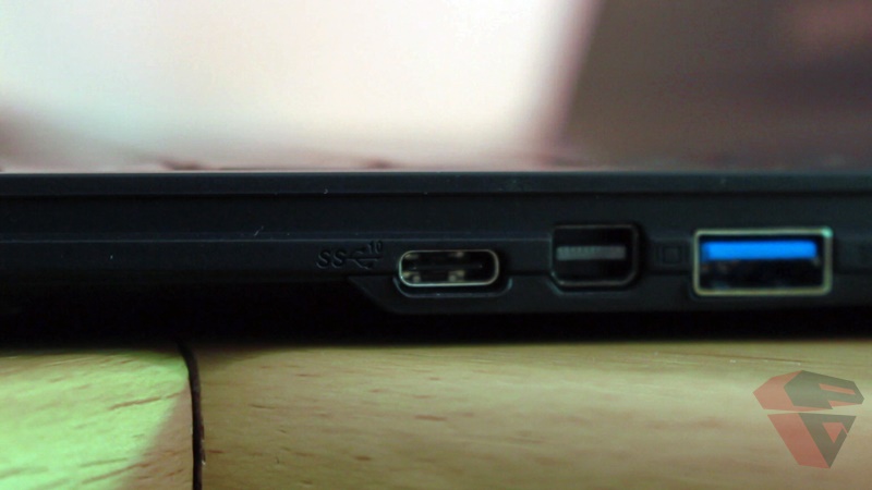 Gigabyte Aero 14K V7 with Thunderbolt 3