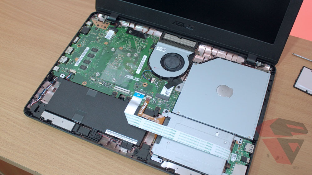 Review Asus A442UQ - FA020T - Upgrade Option