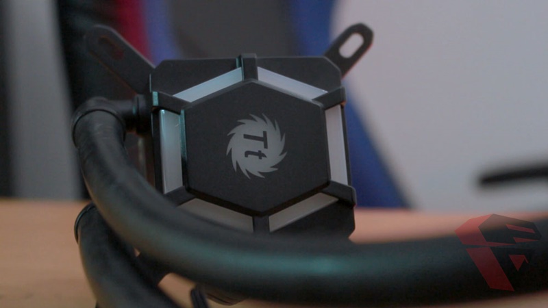 Review Thermaltake Water 3.0 X120 - Pump