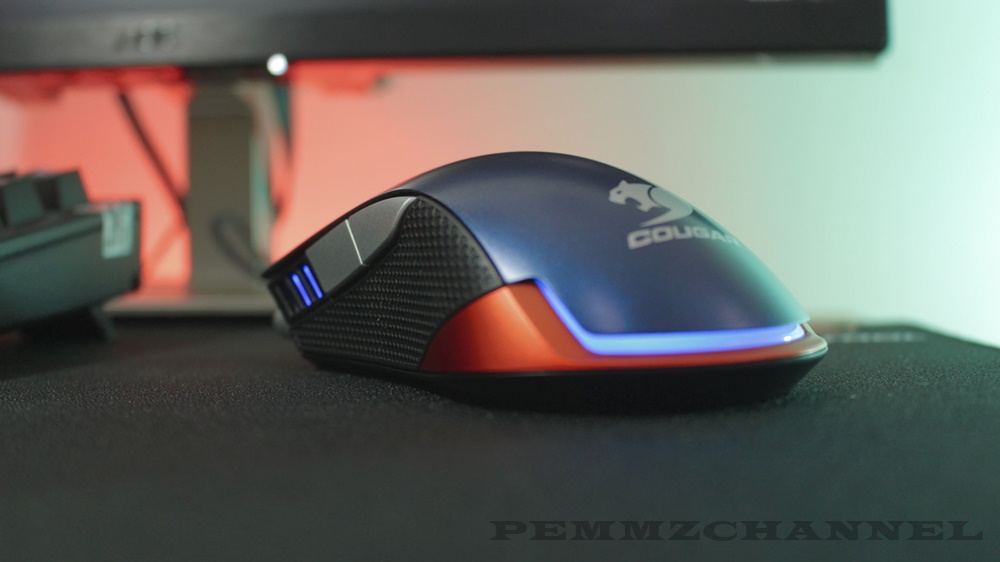 Review Cougar 550M Gaming Mouse - Design