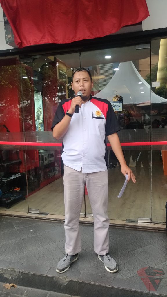 Pemmz_Grand_Concept_Store_and_pemmztechie_Launching_vert_aryo_handityo